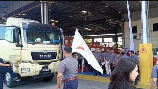FGV flagoff collaboration tyre retread gallery 2